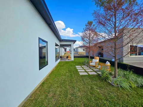 Exterior - 1501 Noyola Loop, Laredo, TX 78046 photo 6 of 7