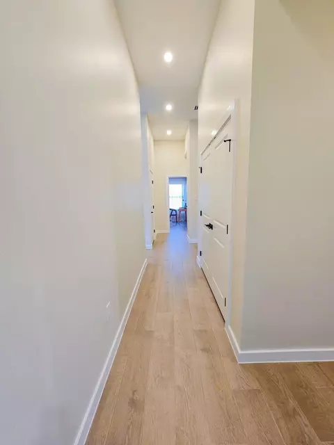 Entry Way - 1501 Noyola Loop, Laredo, TX 78046 photo 3 of 3