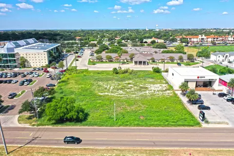 7002 Rocio Dr, Laredo, TX 78041 photo 15