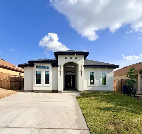 6115 Leopoldo Dr, Laredo, TX 78043