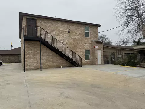 2302 Rosario St #3, Laredo, TX 78043