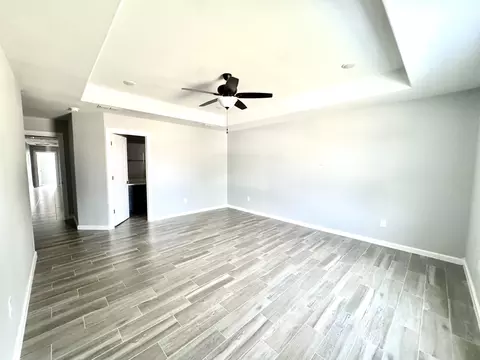 Living - 5521 Conroe St, Laredo, TX 78046 photo 4 of 4