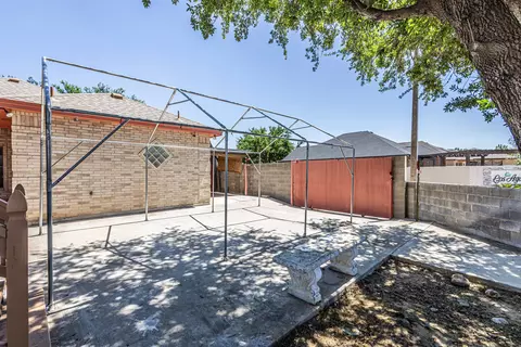 Exterior - 10702 Patron Lp, Laredo, TX 78045 photo 6 of 8