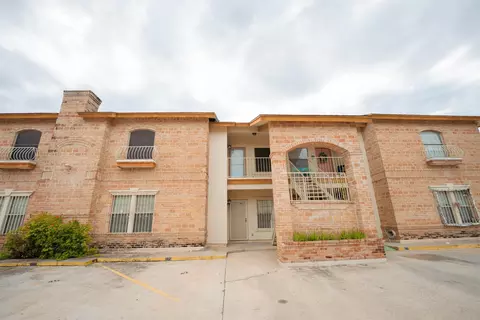 1419 Gustavus St #45, Laredo, TX 78040