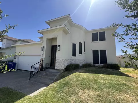 Exterior - 1501 Sombras Dr, Laredo, TX 78045 photo 2 of 3