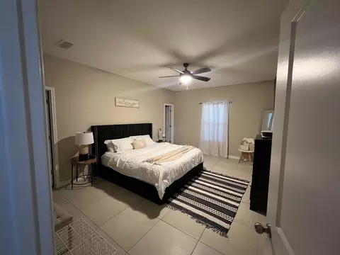 Bedroom - 1501 Sombras Dr, Laredo, TX 78045 photo 1 of 4