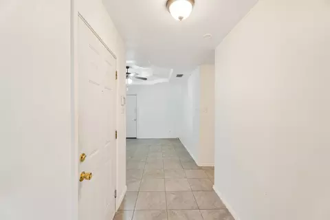 Entry Way - 823 Witherspoon Lp, Laredo, TX 78046 photo 1 of 3