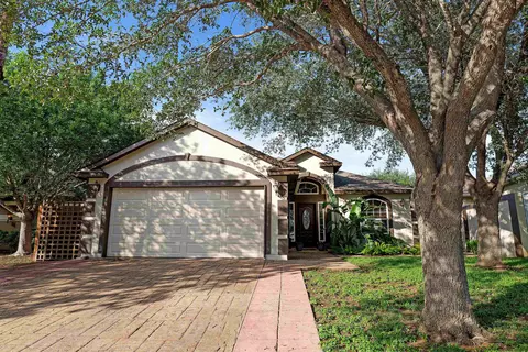 2081 Quito Lp, Laredo, TX 78043