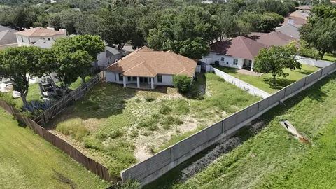 View/Area - 3211 Windfall Rd, Laredo, TX 78045 photo 1 of 2