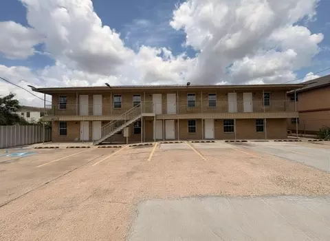 4018 San Agustin Ave #L, Laredo, TX 78041
