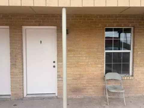 4018 San Agustin Ave #D, Laredo, TX 78041