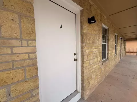 4018 San Agustin Ave #J, Laredo, TX 78041