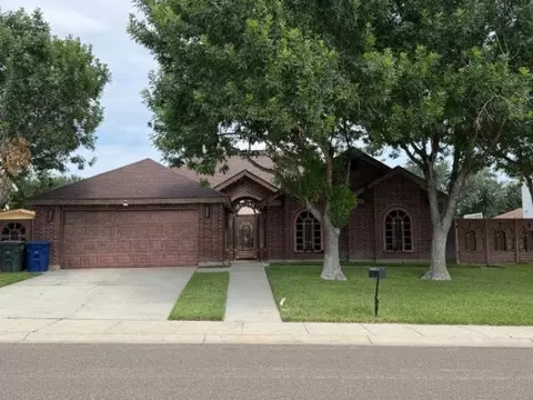 2005 Durango Ave, Laredo, TX 78046