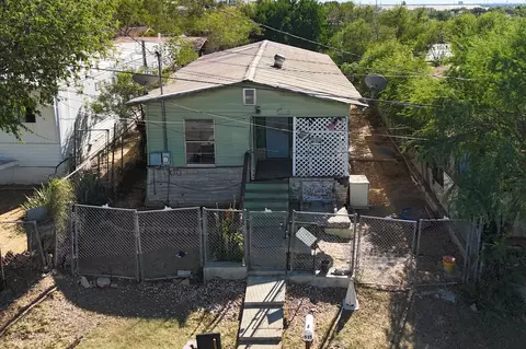 515 E Kearney St, Laredo, TX 78040