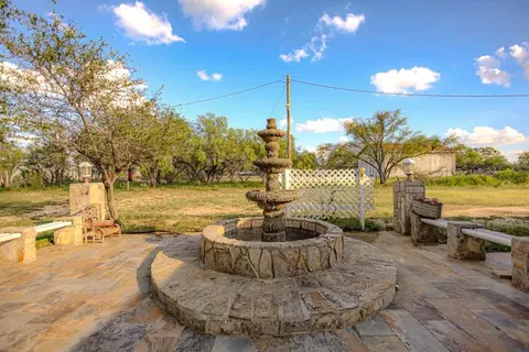 122 Pearson Moss Ln, Laredo, TX 78045 photo 34