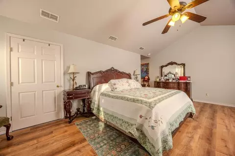 122 Pearson Moss Ln, Laredo, TX 78045 photo 18