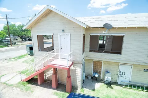 Exterior - 2002 Aldama St, Laredo, TX 78043 photo 6 of 6