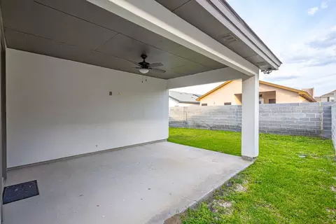 Exterior - 511 Prado Dr, Laredo, TX 78045 photo 5 of 6