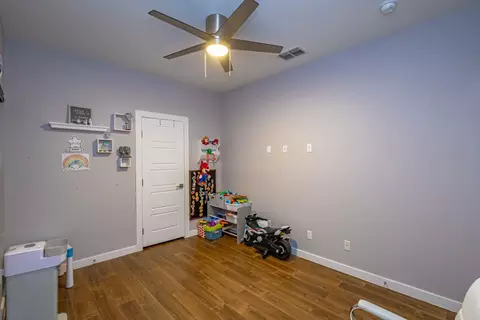 Bedroom - 511 Prado Dr, Laredo, TX 78045 photo 2 of 3