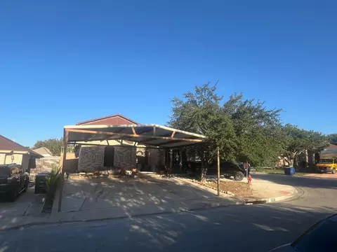 9001 Tulane Dr #UPSTAIRS, Laredo, TX 78045