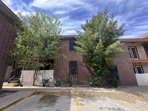 1111 Shiloh Dr #6A, Laredo, TX 78045