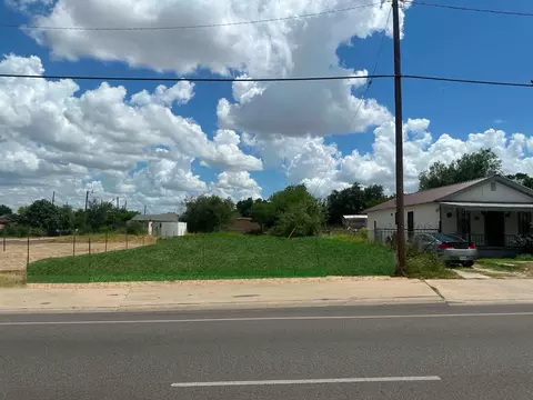 3013 Clark Blvd, Laredo, TX 78043
