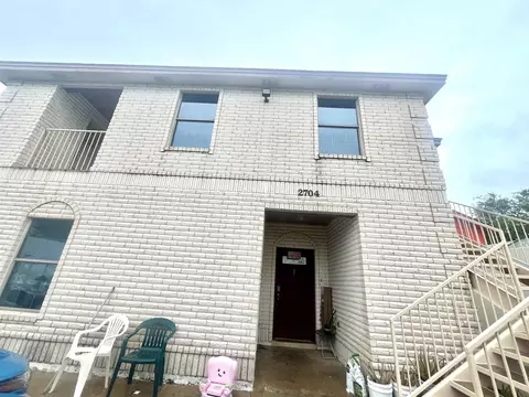 2704 San Agustin Ave, Laredo, TX 78040
