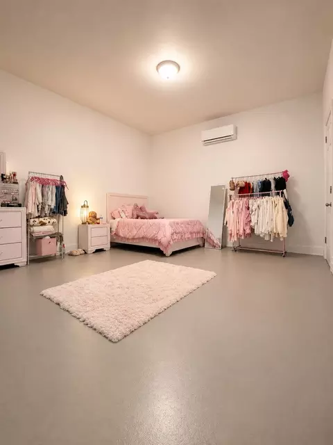Bedroom - 1020 Larvotto Lp, Laredo, TX 78045 photo 1 of 5