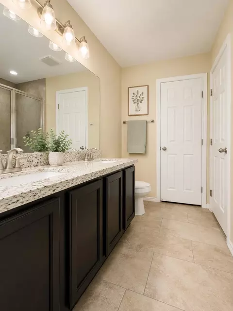 Bath - 1020 Larvotto Lp, Laredo, TX 78045 photo 1 of 4