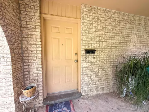106 Florida St, Laredo, TX 78041