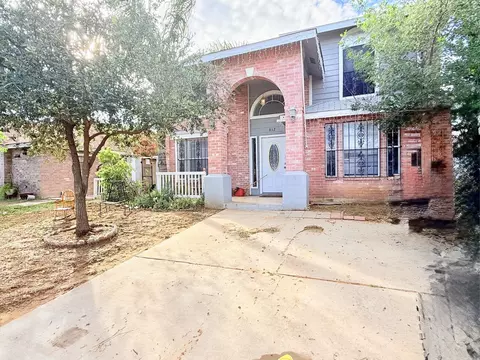 812 Doner Rd, Laredo, TX 78045