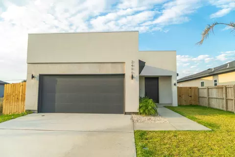 2406 Durazno Ct, Laredo, TX 78046
