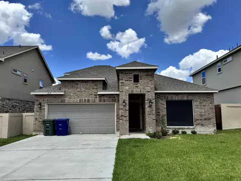 813 Pausa Dr, Laredo, TX 78045