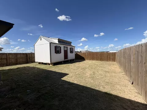Exterior - 5419 Lone Star Loop, Laredo, TX 78046 photo 5 of 6