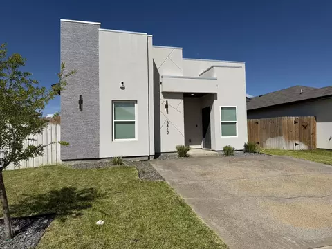 Exterior - 5419 Lone Star Loop, Laredo, TX 78046 photo 4 of 6
