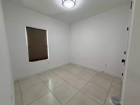 Bedroom - 5419 Lone Star Loop, Laredo, TX 78046 photo 1 of 2