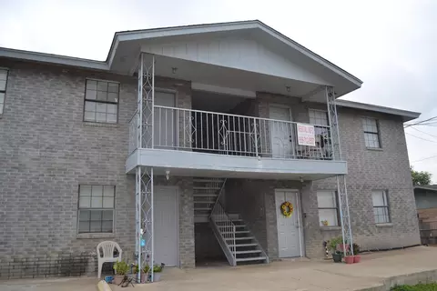 801 Okane St, Laredo, TX 78040