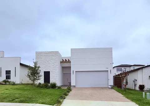 1707 Cordova Dr, Laredo, TX 78046