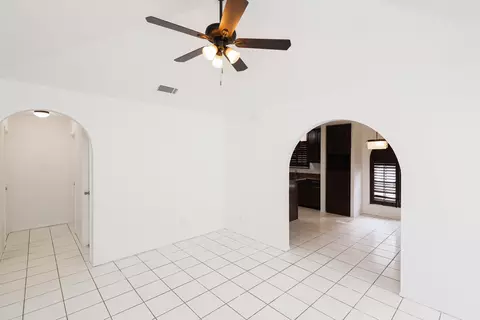 Living - 8761 Augusta Lp, Laredo, TX 78045 photo 1 of 1