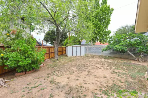 Exterior - 8761 Augusta Lp, Laredo, TX 78045 photo 3 of 4