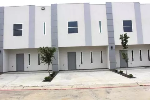 1011 Emerald Valley Dr #117 C, Laredo, TX 78043