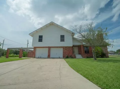 205 Vista Hermosa, Zapata, TX 78076