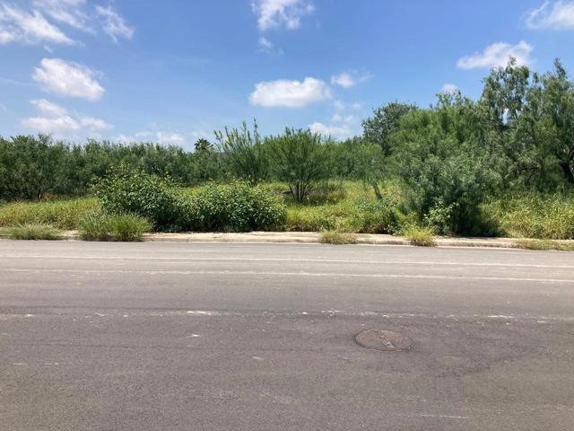 407 Castro-urdiales Dr, Laredo, TX 78046