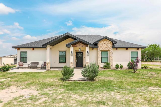 122 Los Potreritos Rd, San Ygnacio, TX 78067