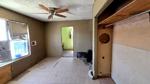 Other - 605 Lyon St, Laredo, TX 78040 photo 2 of 4