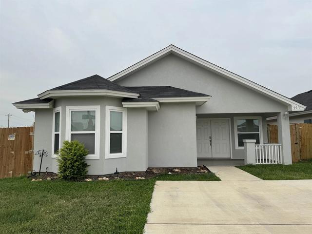 2931 Rowan Dr, Laredo, TX 78046