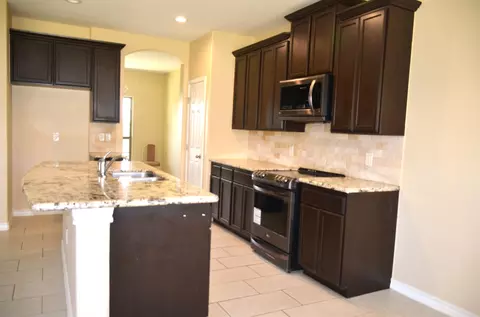Kitchen - 616 Laja Lp, Laredo, TX 78045 photo 1 of 1