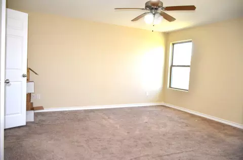 Bedroom - 616 Laja Lp, Laredo, TX 78045 photo 4 of 4