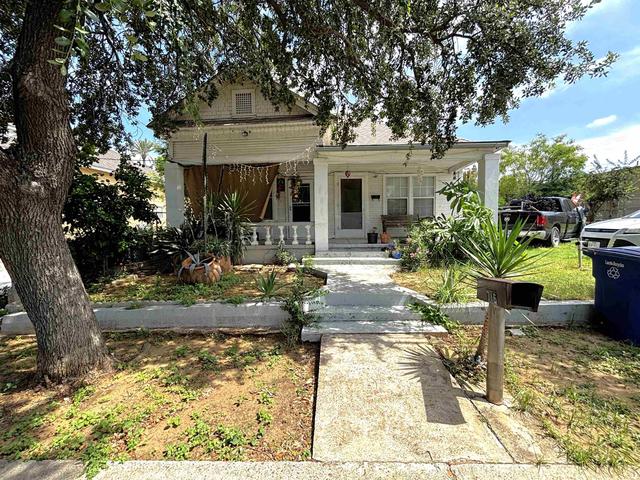 716 Laredo St, Laredo, TX 78040