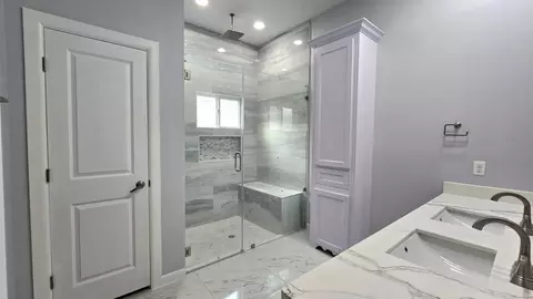 Bath - 2341 Mango Rd, Laredo, TX 78046 photo 1 of 2